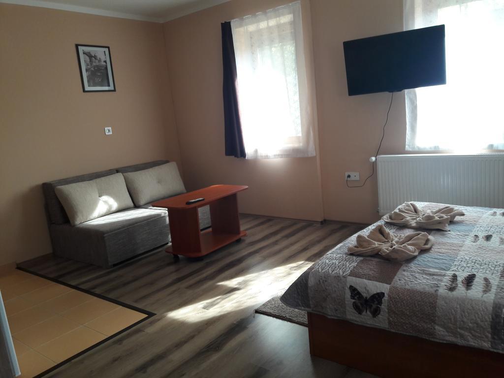 Diófa Vendégház Eger Exterior foto